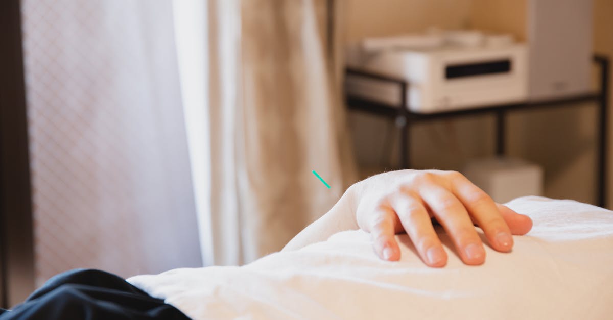 découvrez l'acupression, une technique de médecine traditionnelle qui utilise des points de pression pour soulager le stress, apaiser les douleurs et améliorer votre bien-être. apprenez à intégrer cette pratique dans votre quotidien.