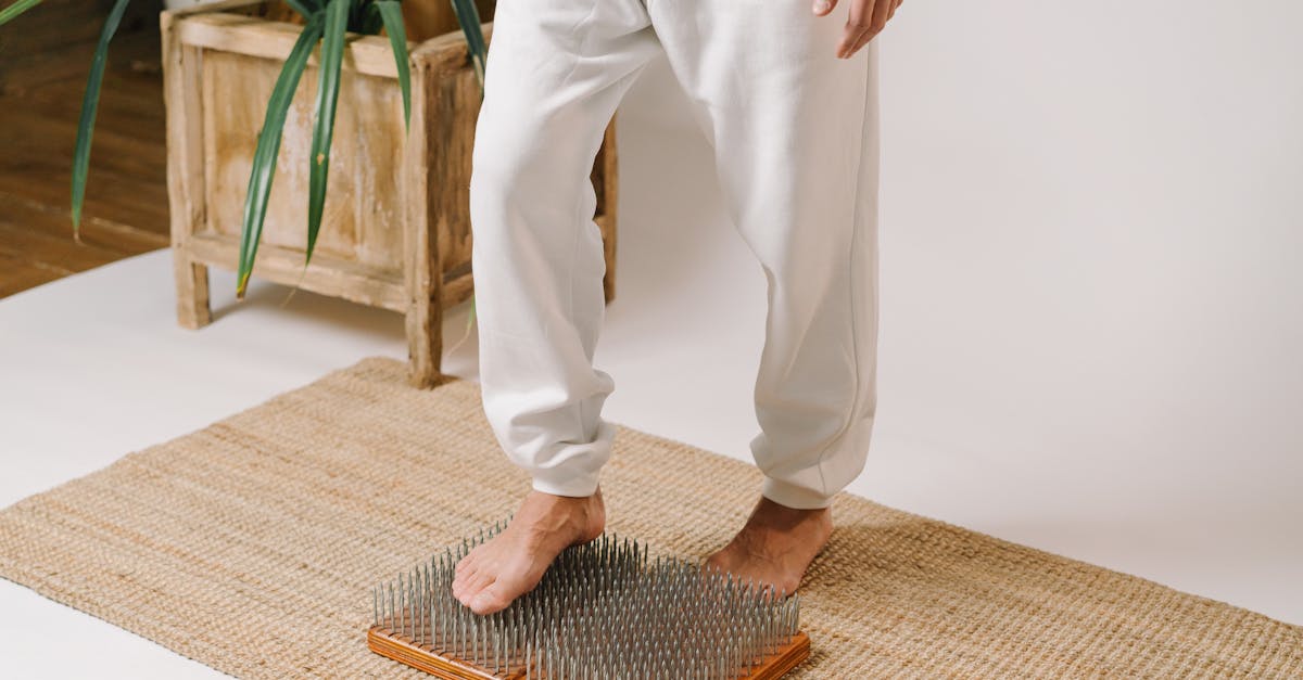 découvrez les bienfaits de l'acupression, une méthode douce de stimulation des points d'énergie du corps pour soulager le stress, réduire la douleur et améliorer le bien-être général. apprenez les techniques essentielles adaptées à tous.