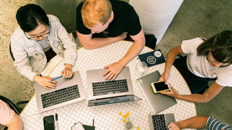 Pourquoi choisir une agence marketing experte pour les indépendants, commerçants et entrepreneurs ?