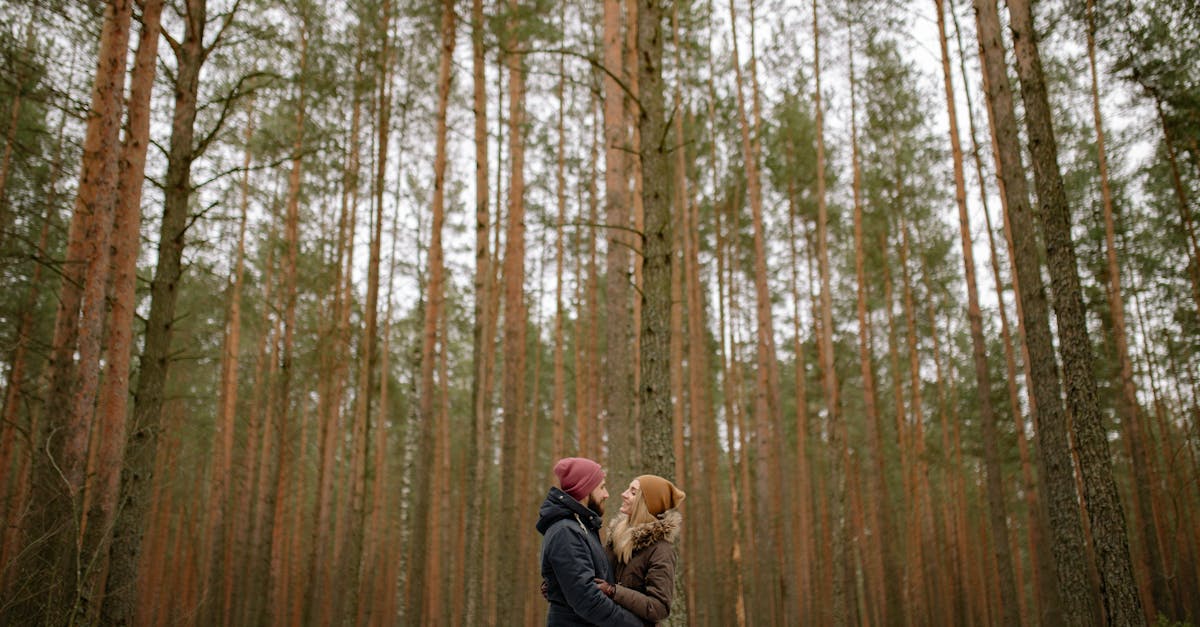 découvrez notre collection tendance de beanies, parfaits pour affronter le froid avec style. confectionnés en matériaux confortables, nos bonnets s'adaptent à toutes vos tenues, ajoutant une touche de finition à votre look. parcourez notre gamme et trouvez le beanie idéal pour vous!