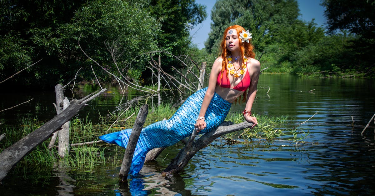 découvrez notre collection envoûtante de costumes de sirène, alliant magie et élégance. parfaits pour les fêtes, les carnavals ou les spectacles, ces costumes sublimeront votre transformation en créature des mers. plongez dans l'univers des sirènes et laissez libre cours à votre imagination !
