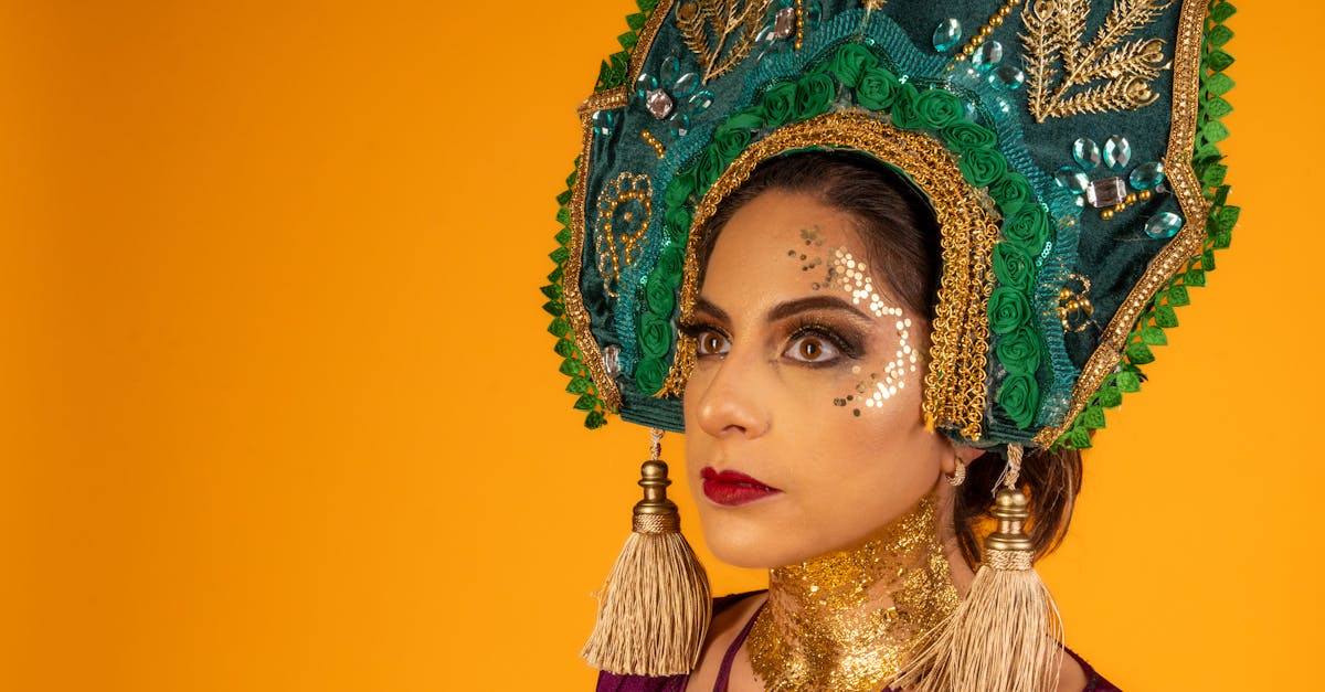 découvrez la collection unique d'accessoires de mode russes, alliant tradition et modernité. explorez des pièces artisanales, élégantes et intemporelles qui ajoutent une touche d'originalité à votre style.