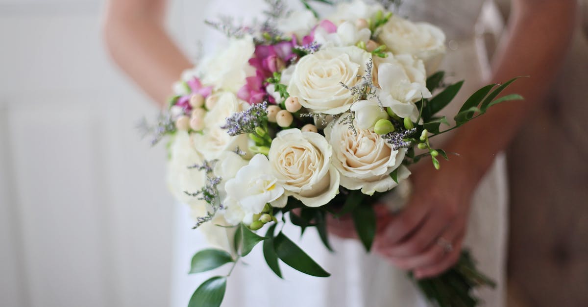 découvrez l'essence de votre journée parfaite avec notre guide complet sur le mariage. des conseils sur la planification, la décoration, et les tendances actuelles, pour faire de votre événement un moment inoubliable.